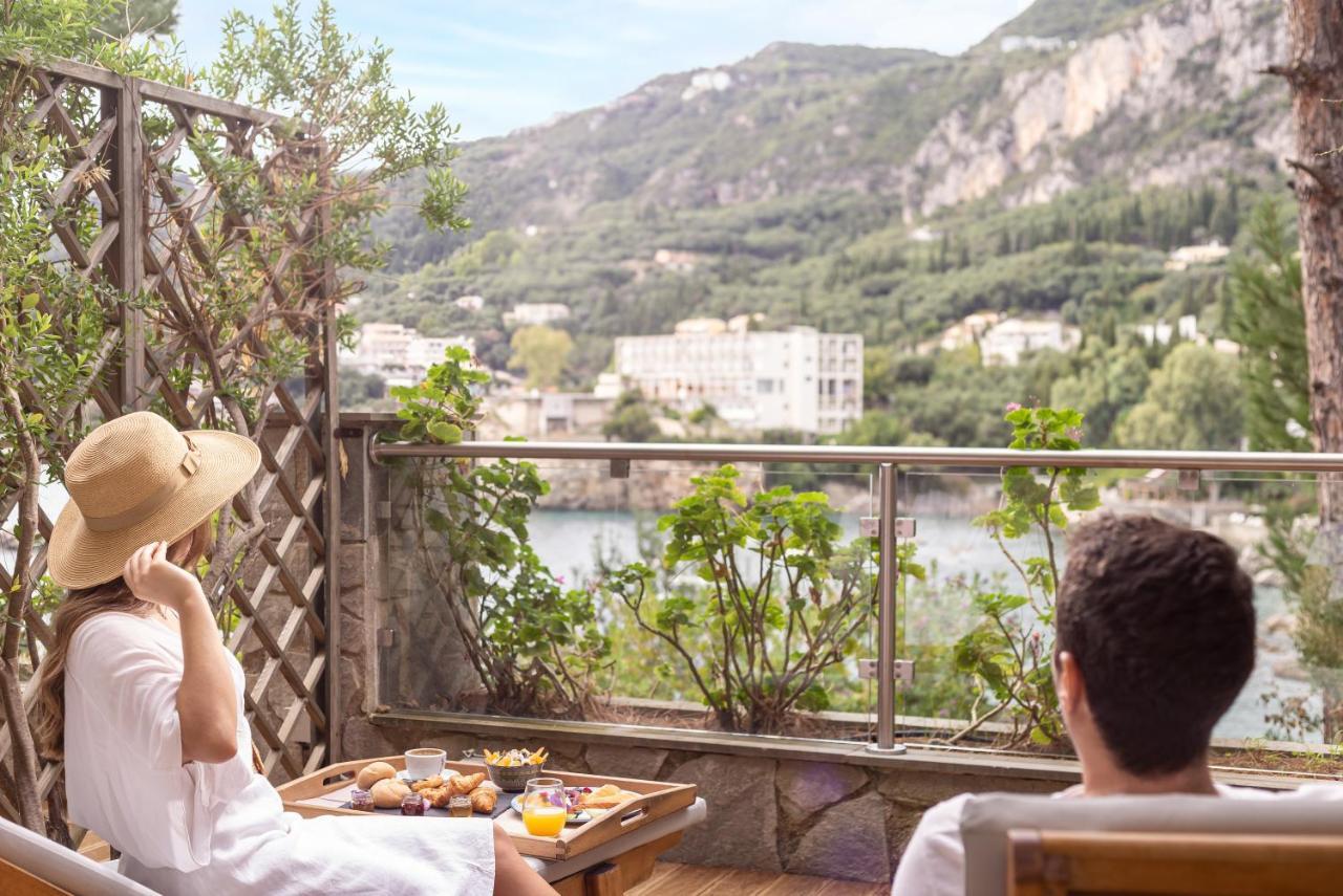 Chambre avec Terrasse Privée et Jacuzzi