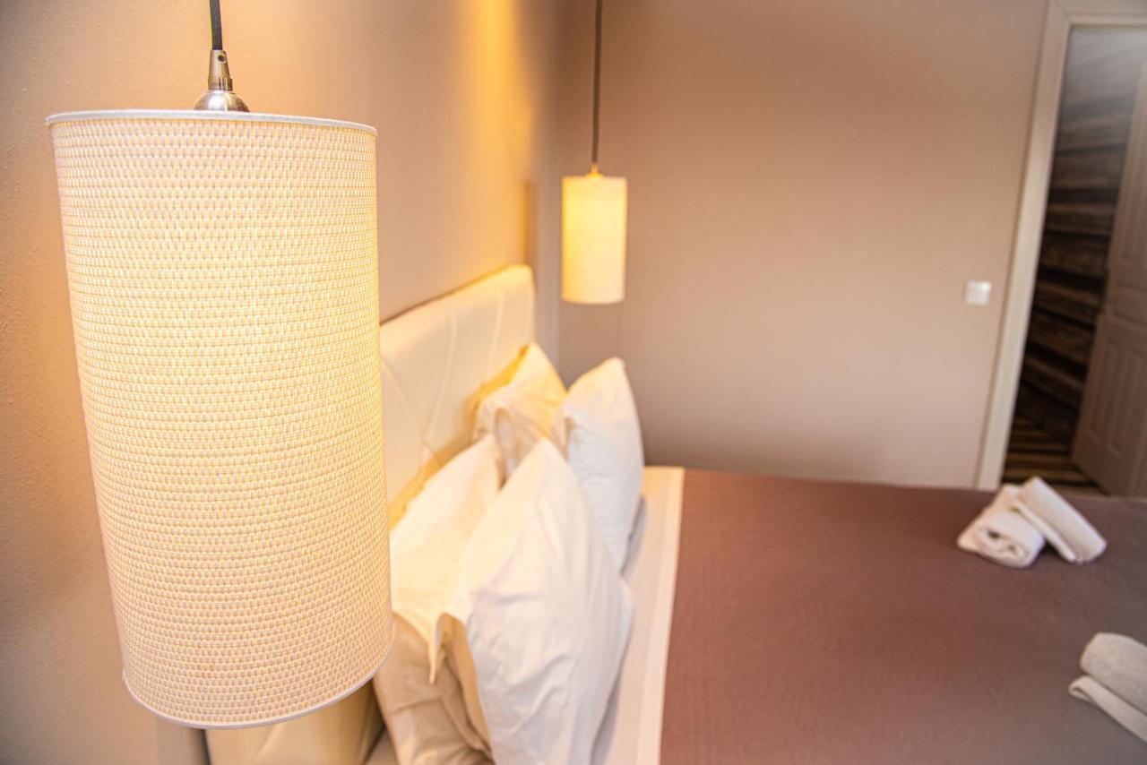 Suite mit Queensize-Doppelbett und Meerblick