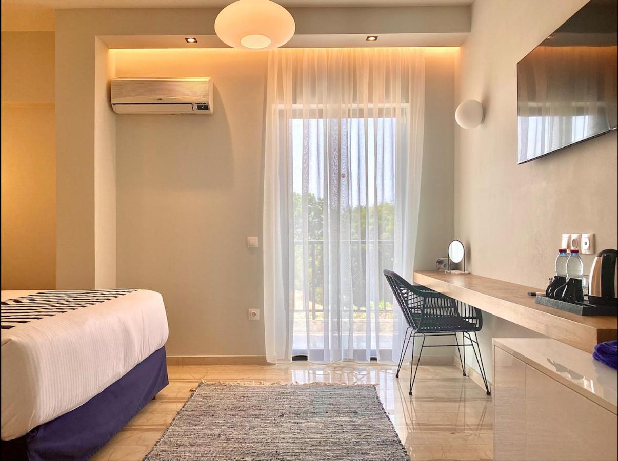 Doppelzimmer mit Balkon