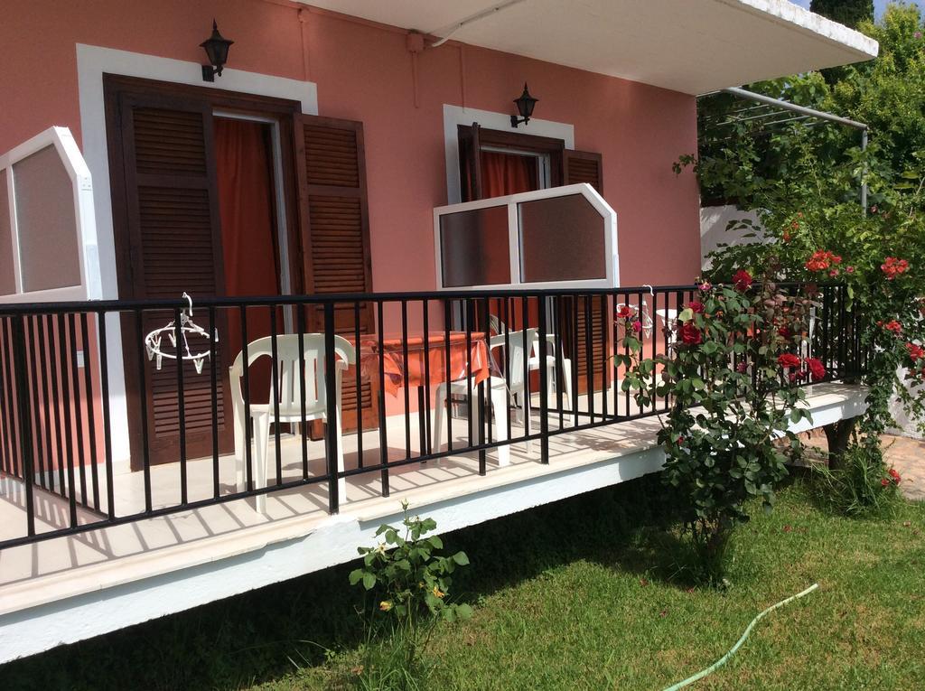Studio with Sea View - Ground Floor
