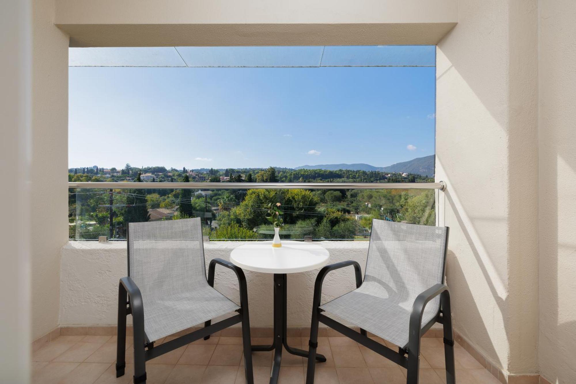 Triple Room with Mountain View,1537294405:JPEG