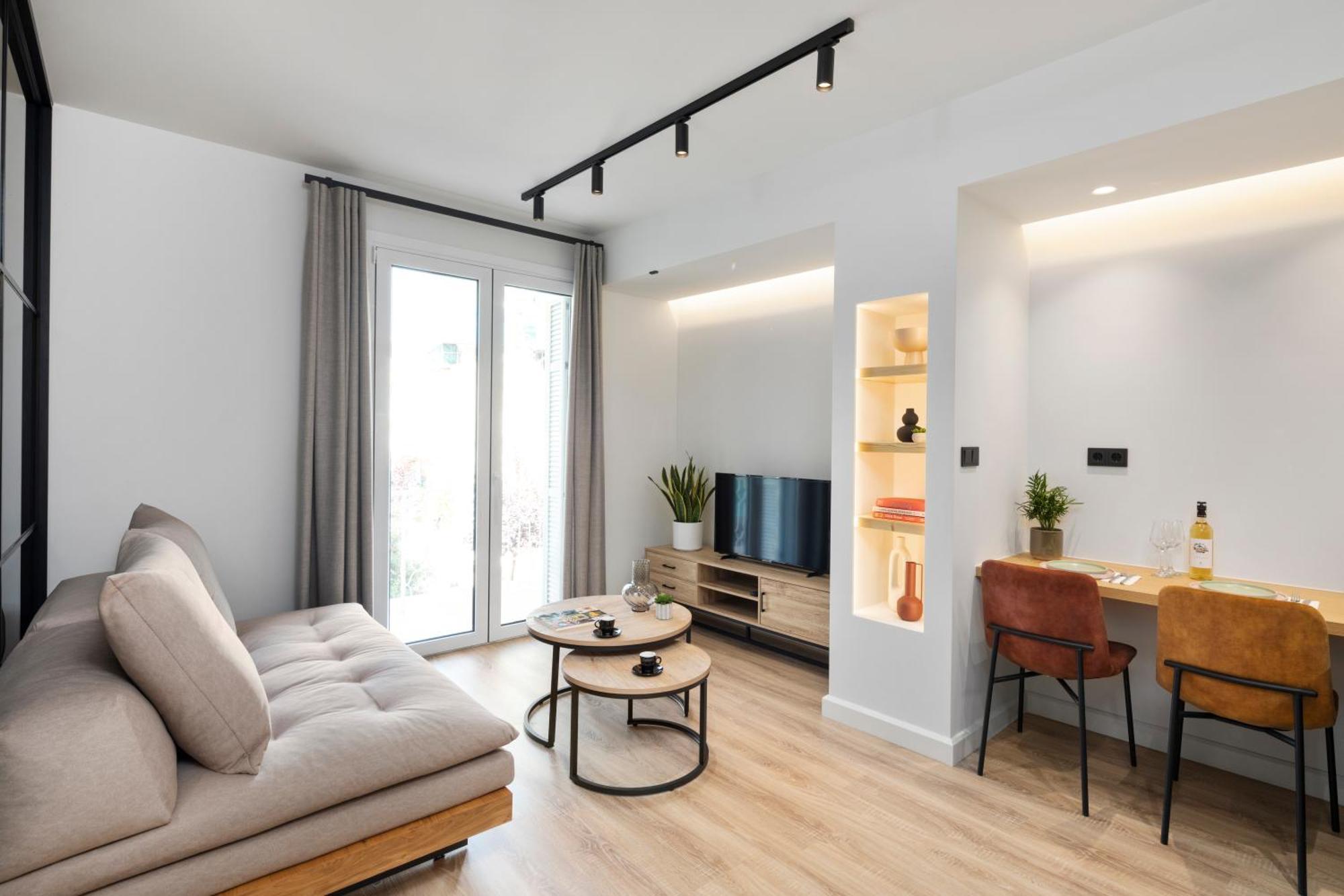 One-Bedroom Apartment