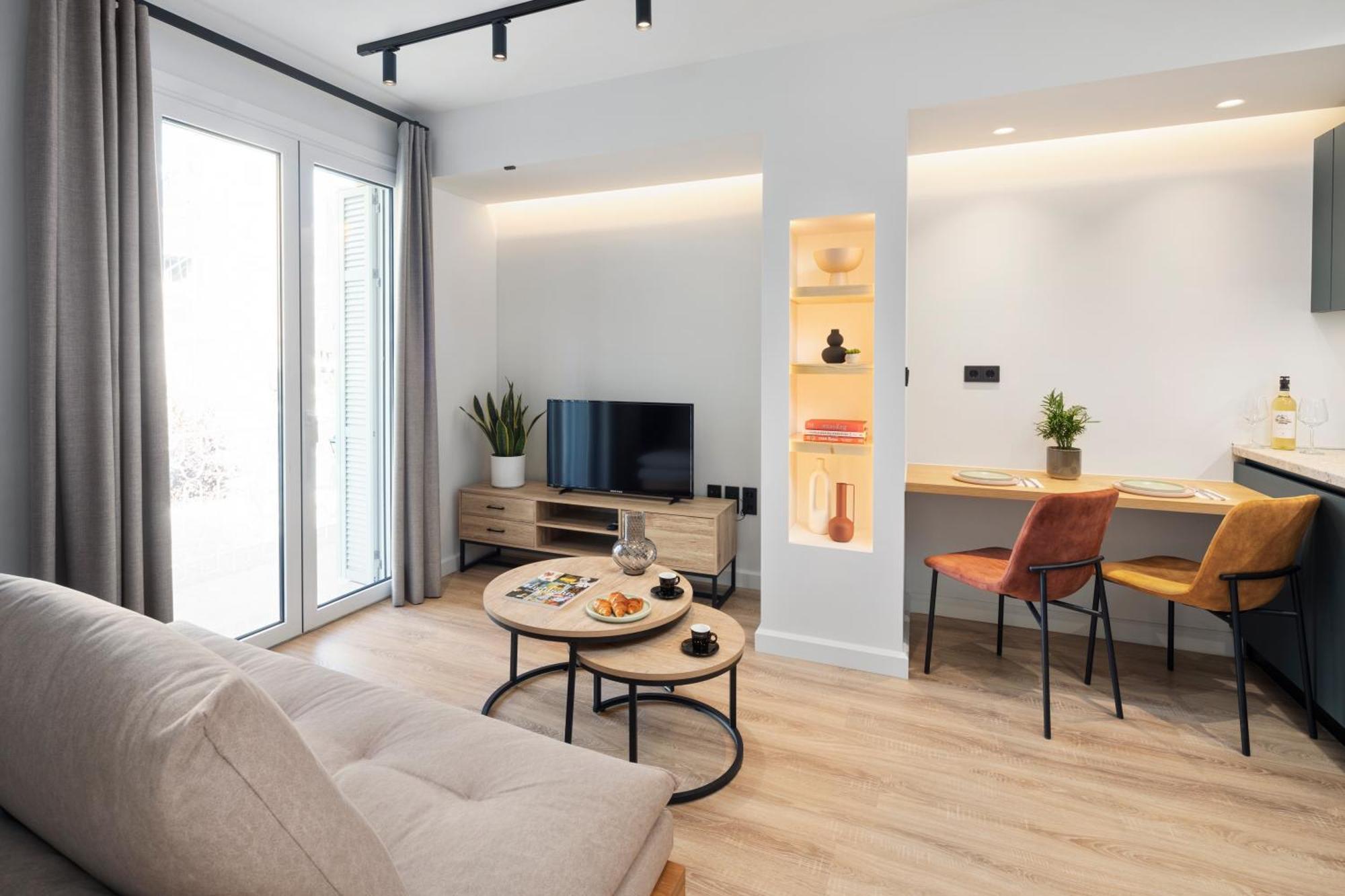 One-Bedroom Apartment