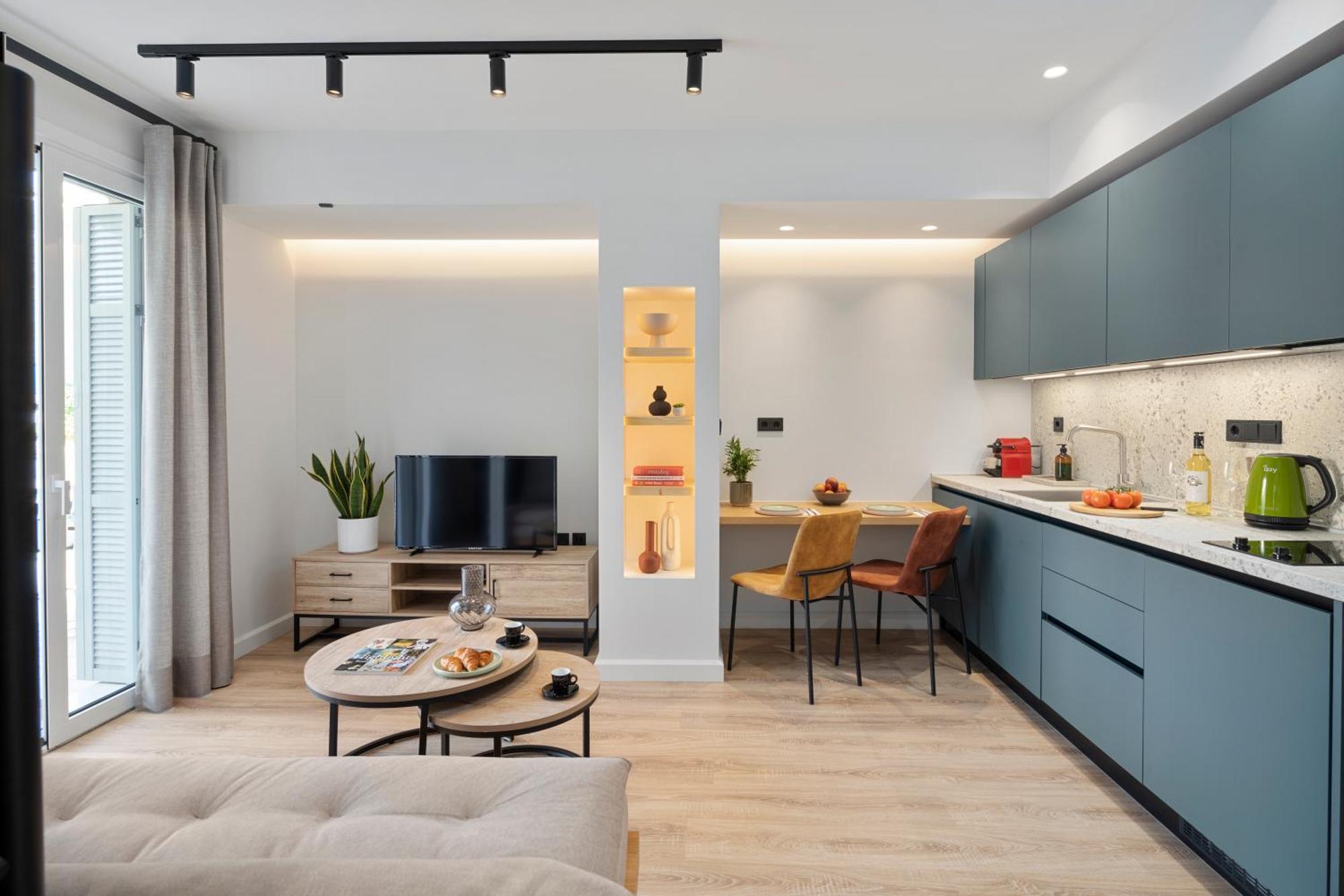 One-Bedroom Apartment