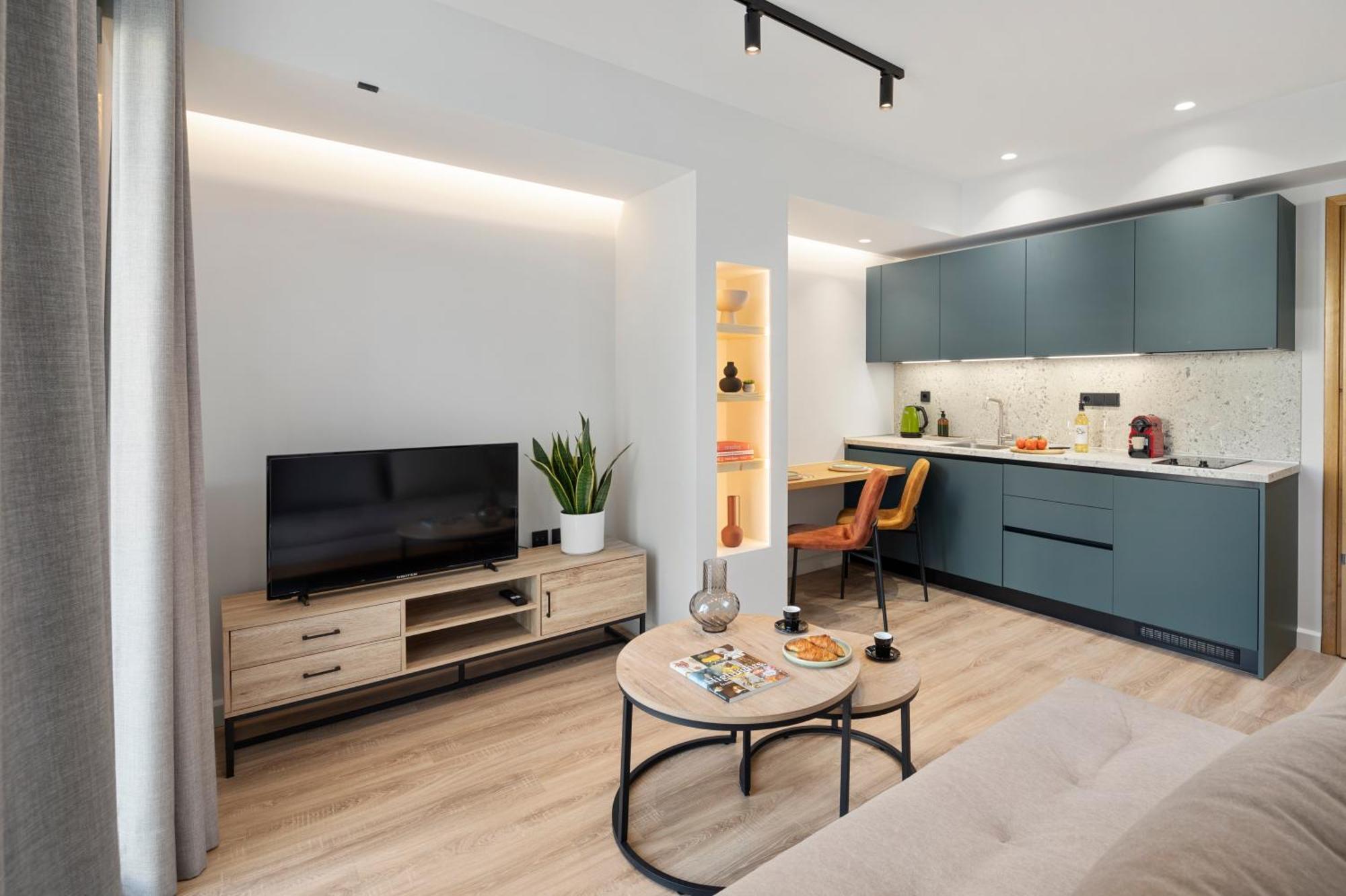 One-Bedroom Apartment