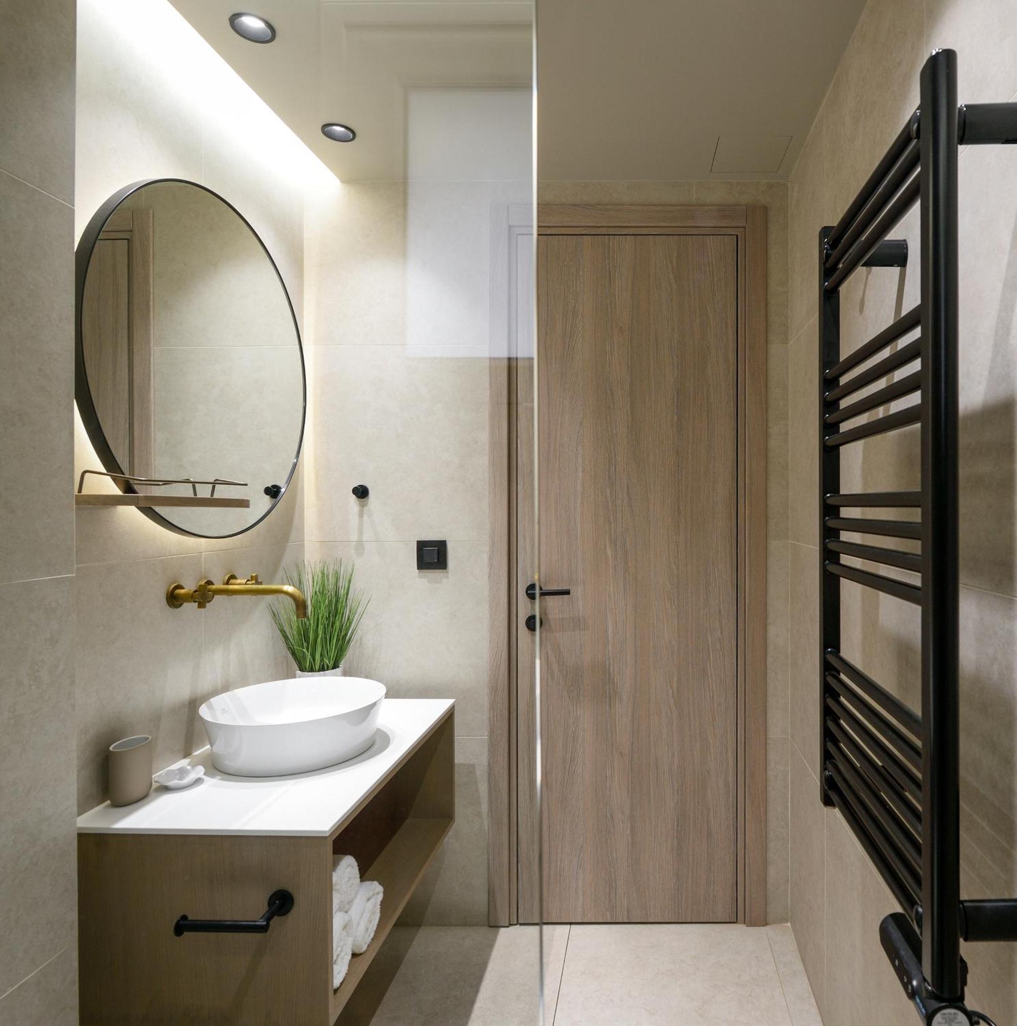 Superior Twin Room Balcony Square-Liston View