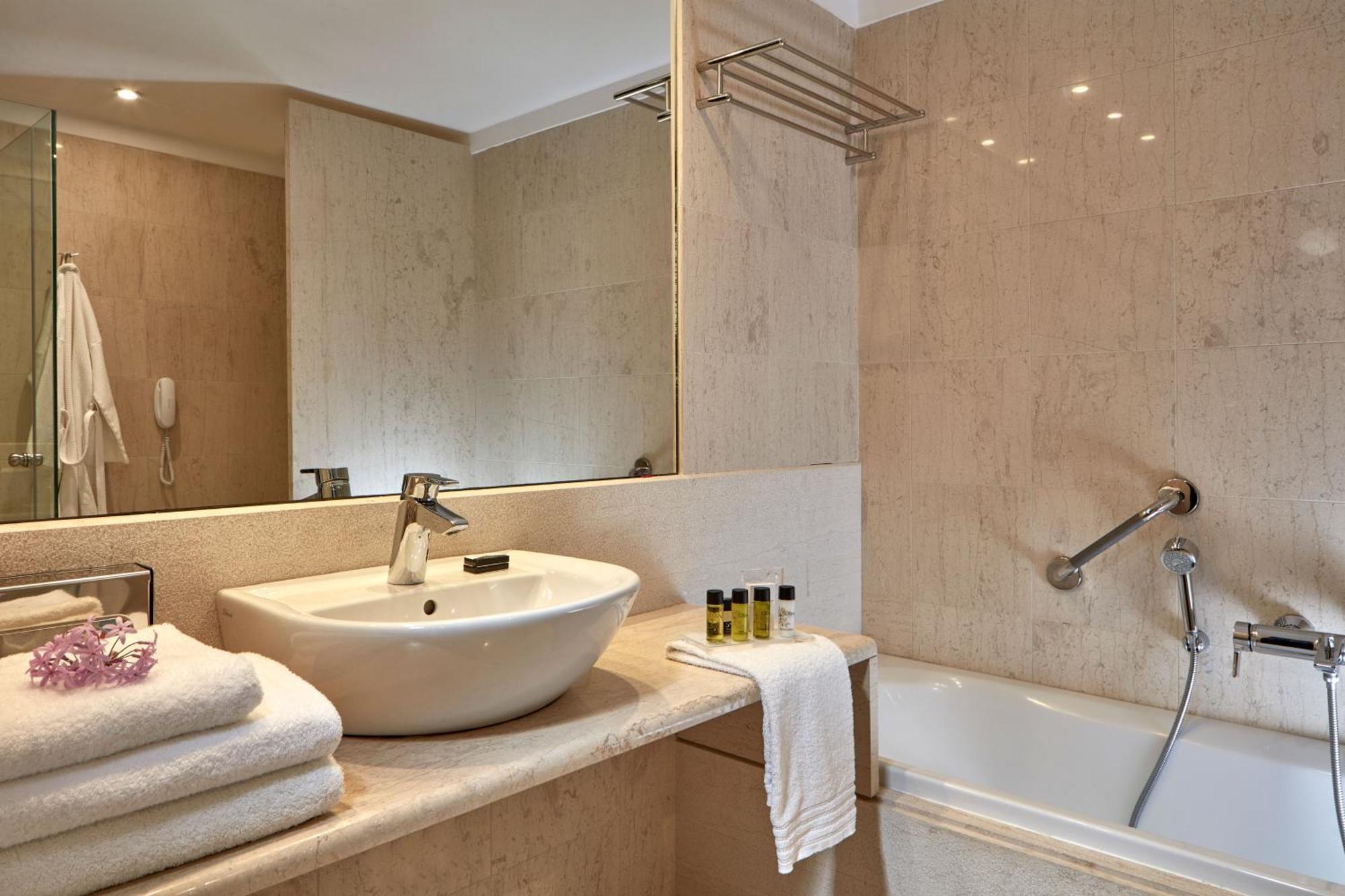 Superior Double Room Inland View