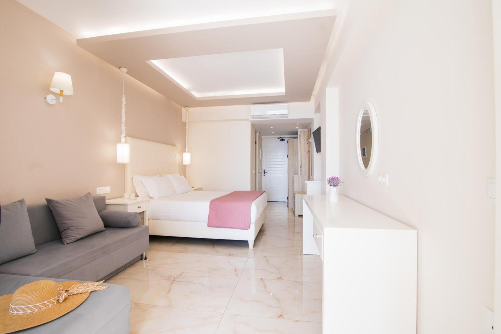 Junior Suite Private Pool