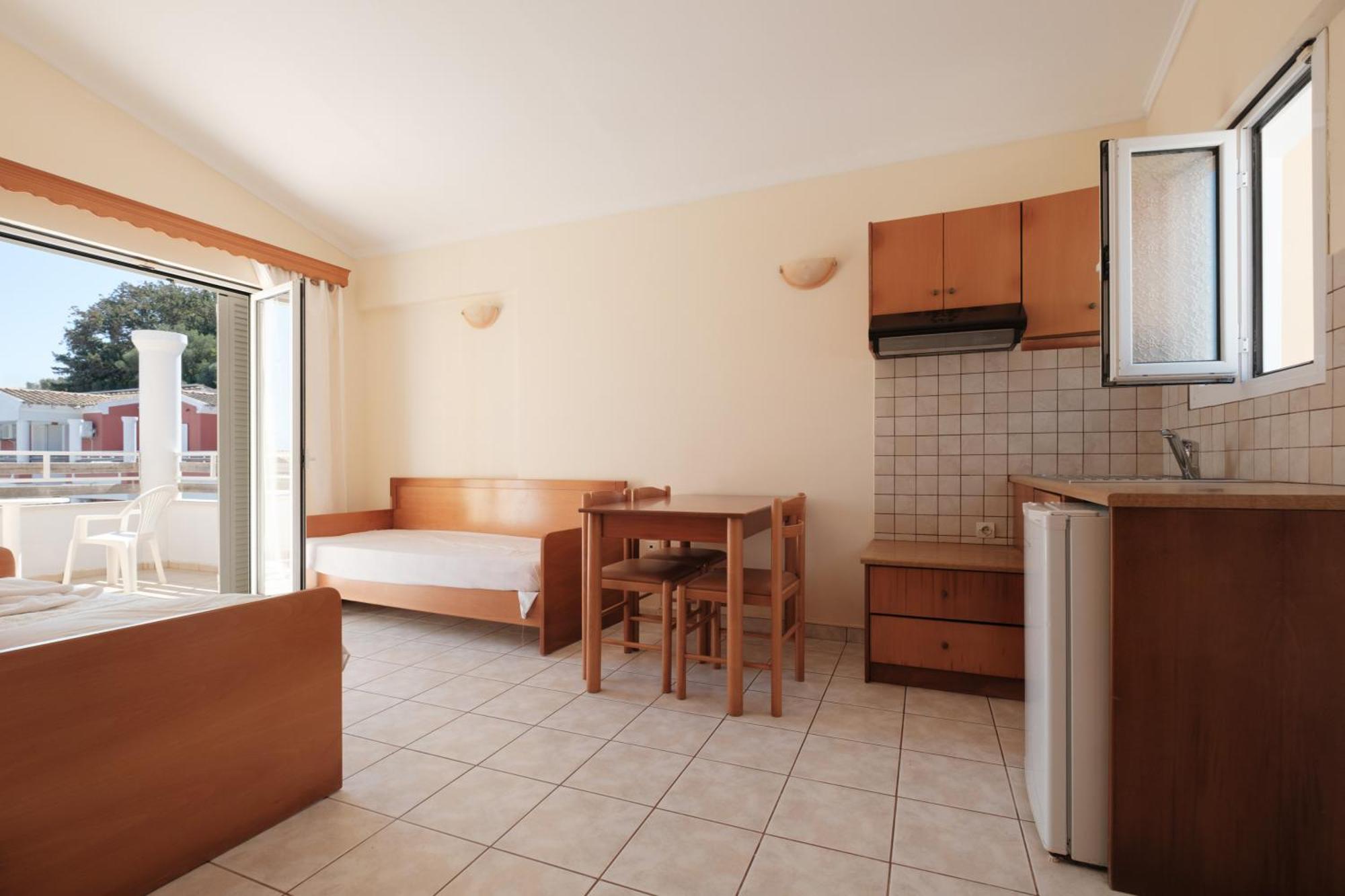 One-Bedroom Apartment