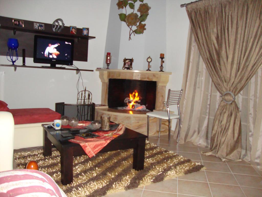 Deluxe Studio