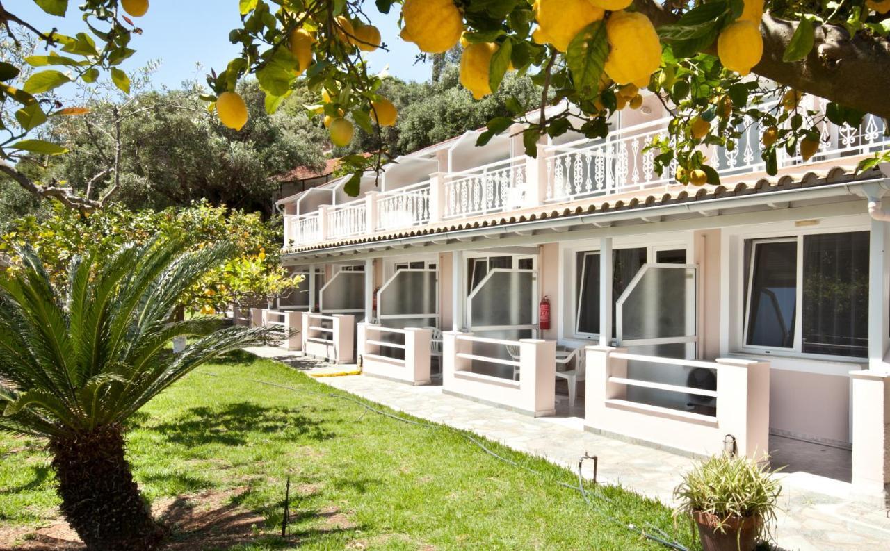 Hébergement Triple Annexe - Vue sur Jardin - Rez-de-chaussée