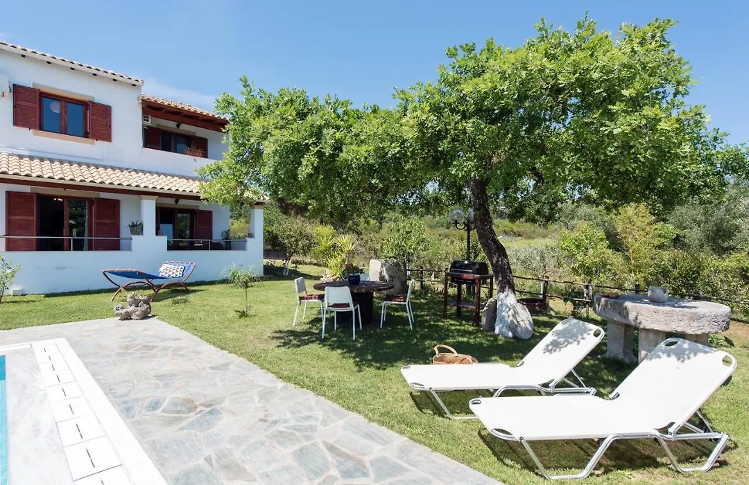 Adonis Villa-1
