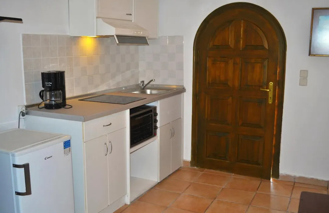 Studio Apartments Maria With Pool - Agios Gordios Beach-1