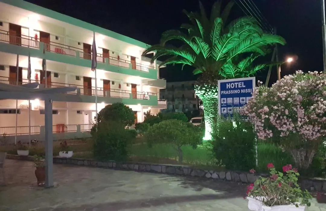 Hotel Prassino Nissi-1