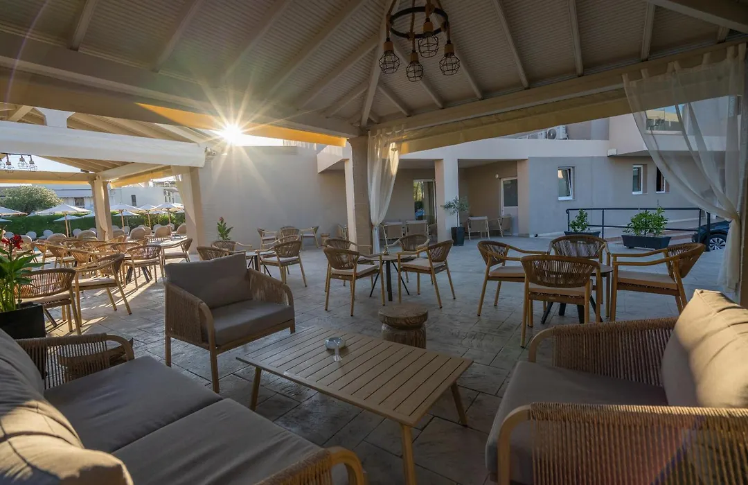Cnic Gemini Hotel-1