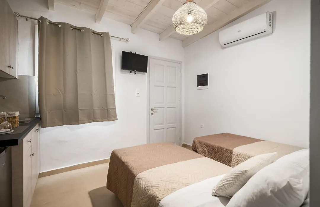 Albatross Apartments By Konnect, Ipsos Corfu-1