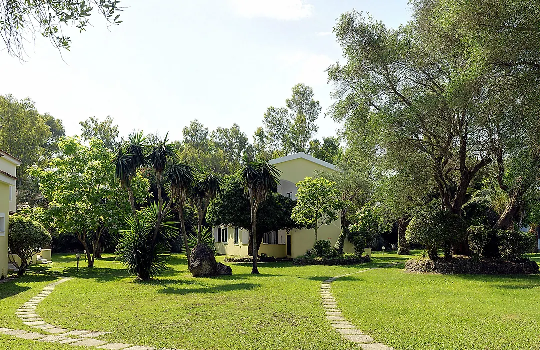 Helion Resort-1