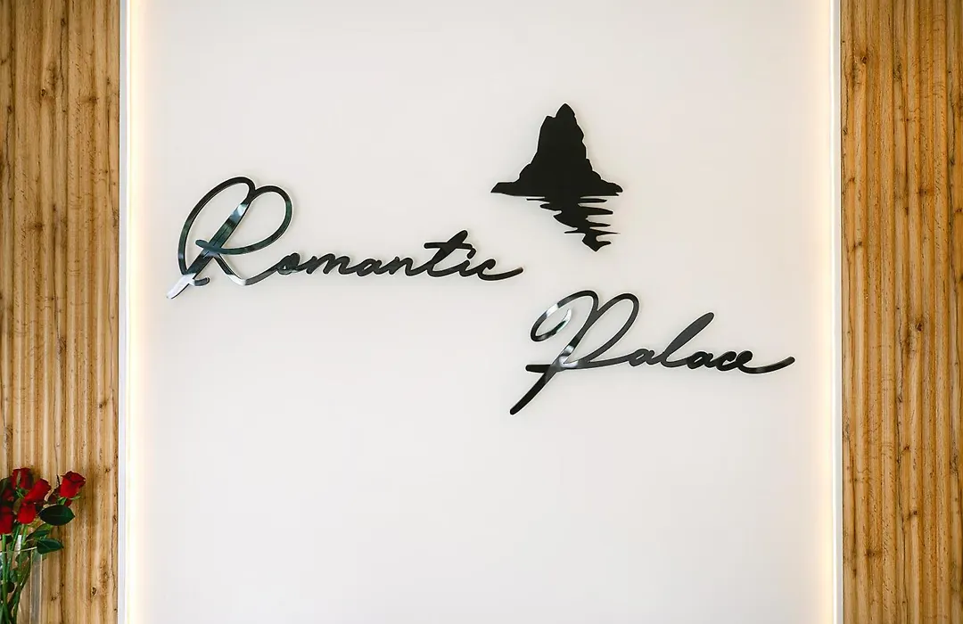 Romantic Palace Beach Apartments-1