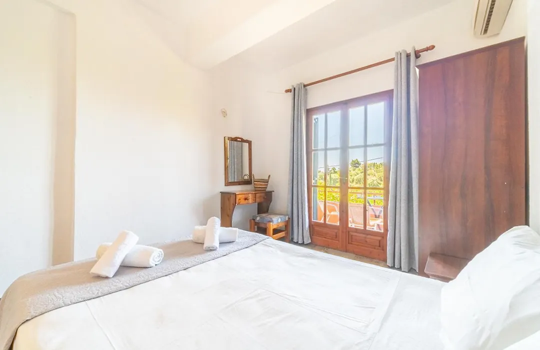 Arianna Studio Ground Floor 4-1