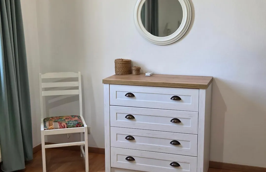Birdsing Cottage-1