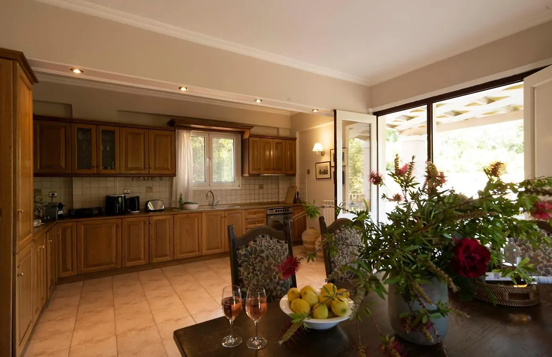 Luxury Villa Breeze With Private Pools-1