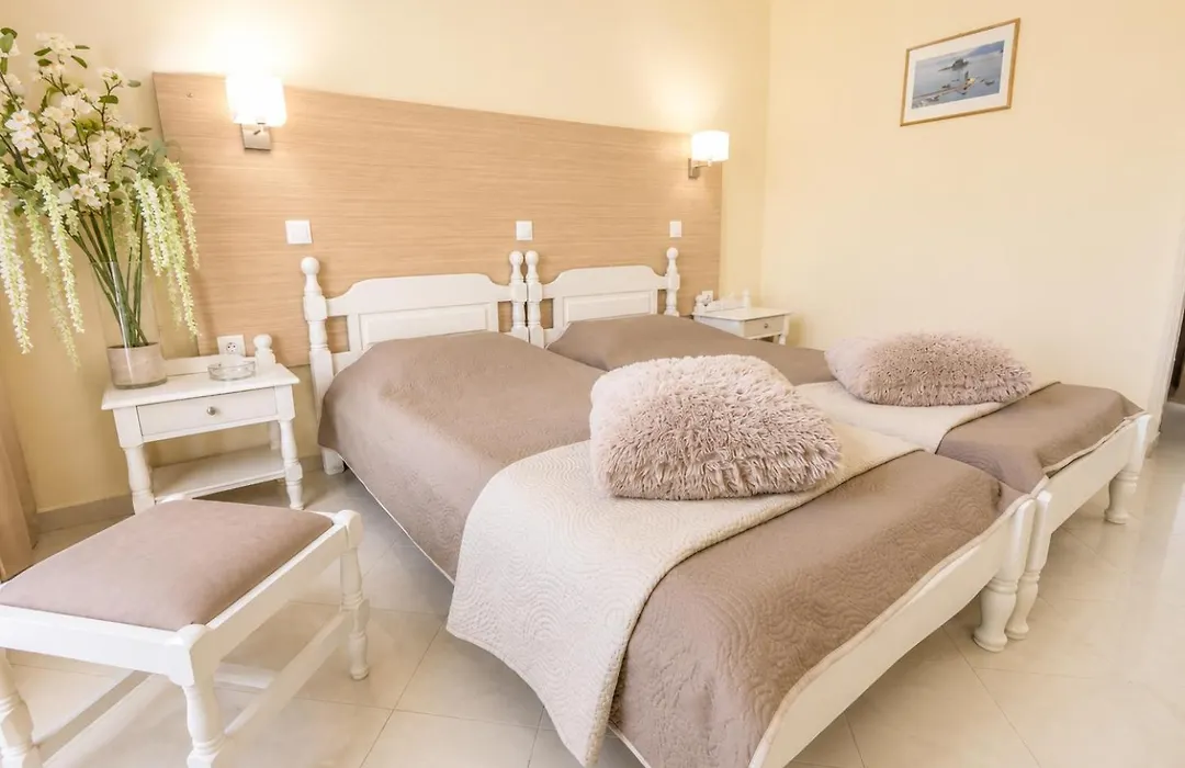 Sellas Hotel-1