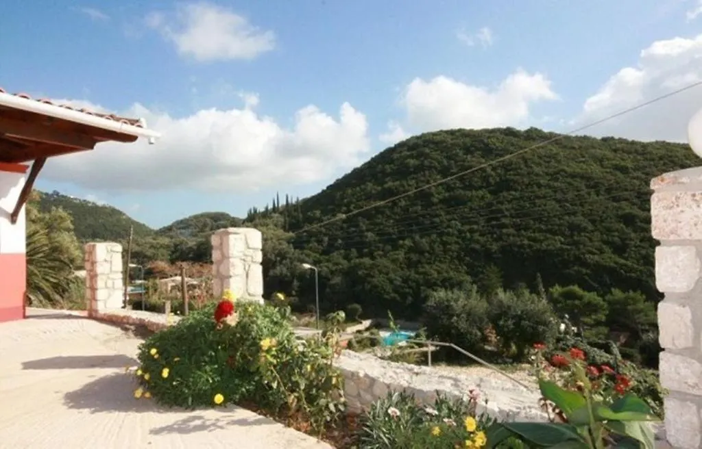 Paleopalace-1
