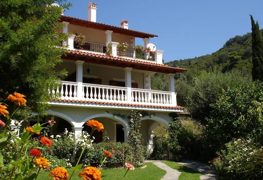 Alexandros Apartments & Studios-1