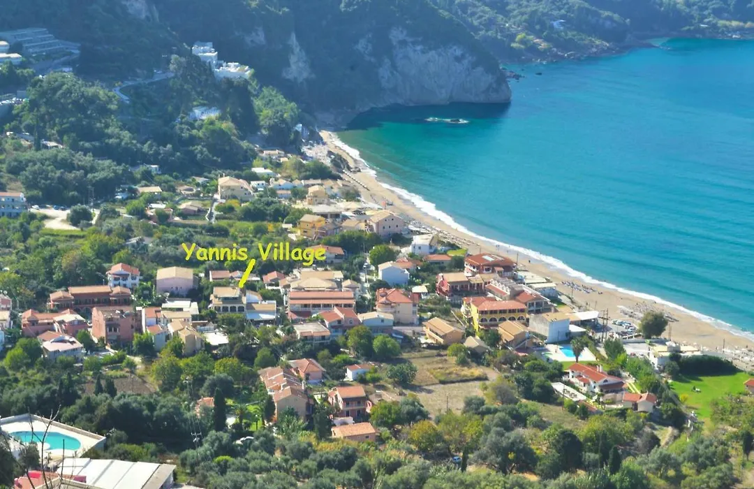 Holiday Apartments Yannis On Agios Gordios Beach In Corfu-1
