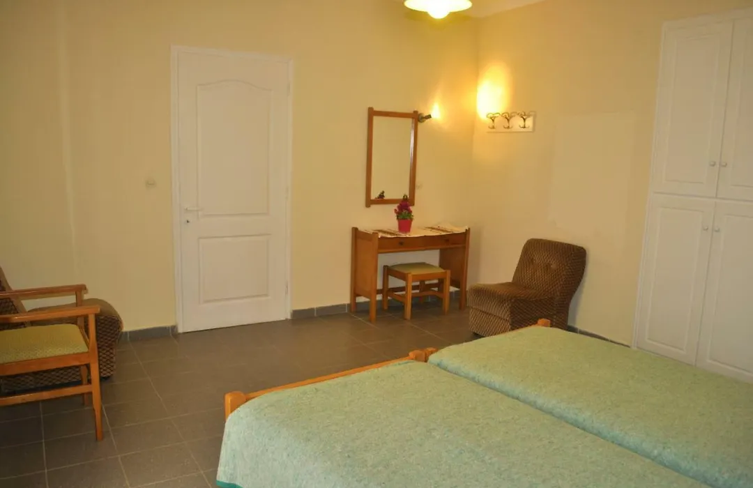 Holiday Apartment Yannis On The Beach Of Agios Gordios In Corfu-1