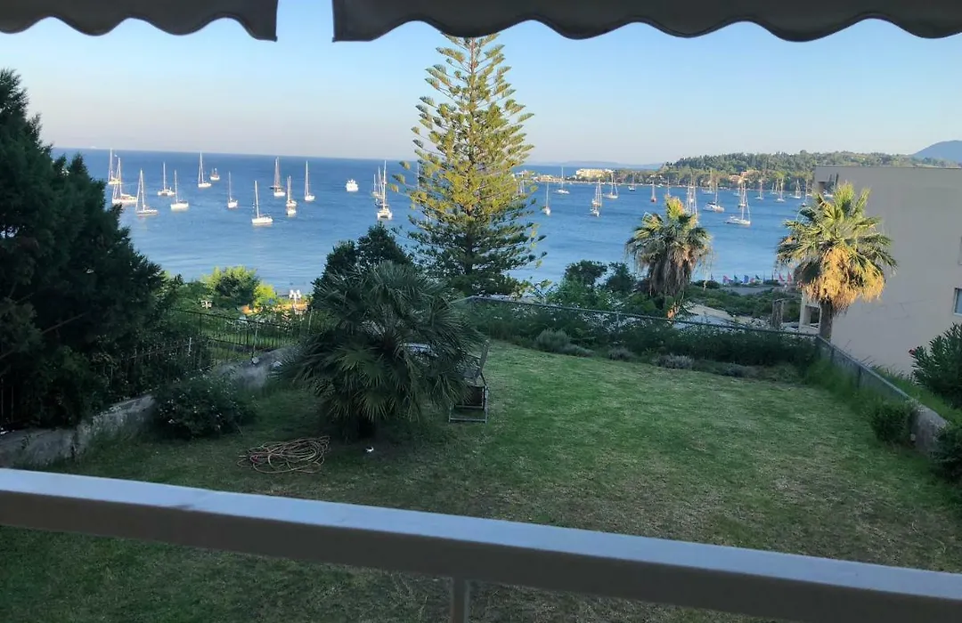 Classy Lux Apt W/ Sea View, Garden, Parking-1