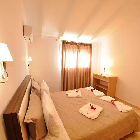 Mazis Apartments-2