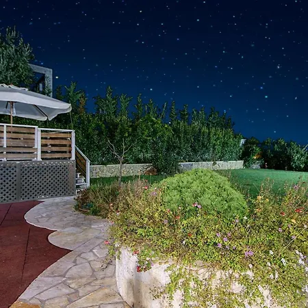 Villa Emily In Dassia-3