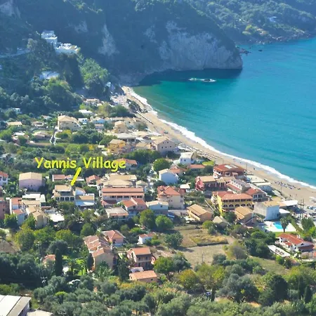 Yannis - Holiday Apartments On Agios Gordios Beach In Corfu-2