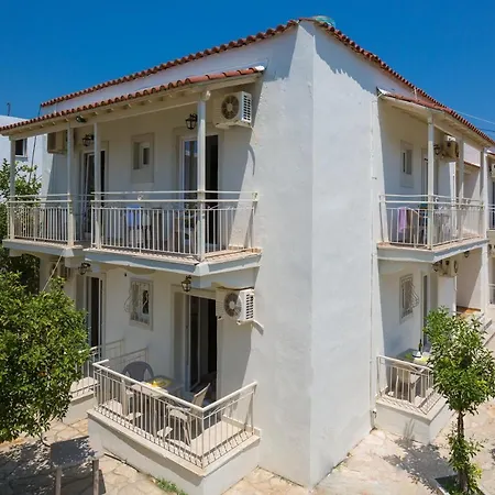 Paralia Studios-3