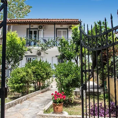 Irini Apartments And Studios-3