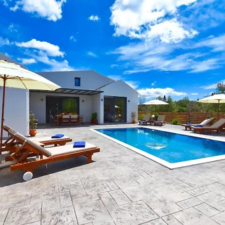 Oras Corfu-3