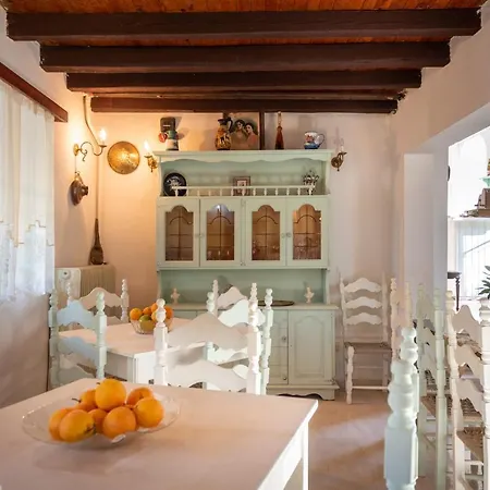 Archontiko Petrettini Boutique Hotel-2