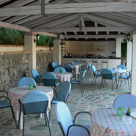 Villa Karmar Hotel Apartments-3