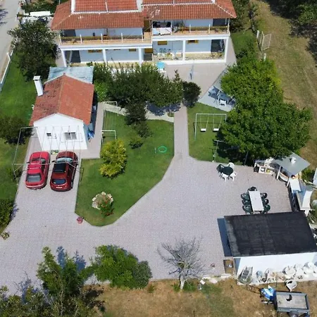 Yellow House-3