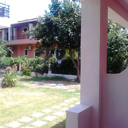 Hebes Studios-2