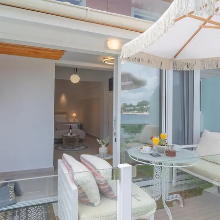 Tango Apartment On The Beach-2