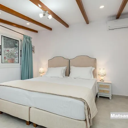 Matsas House & Studio-3