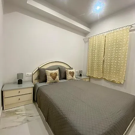 Aggelikas Apartments 1-3