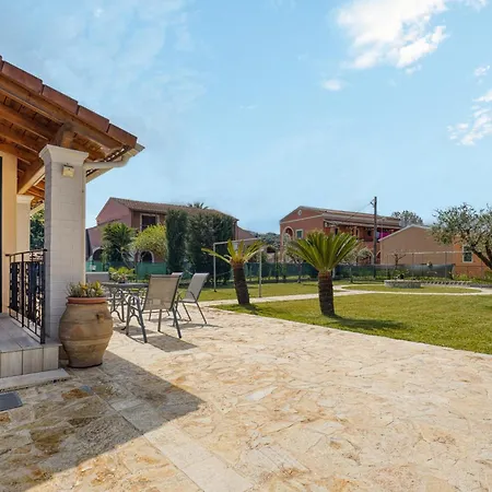 La Casa Di Eleni-2