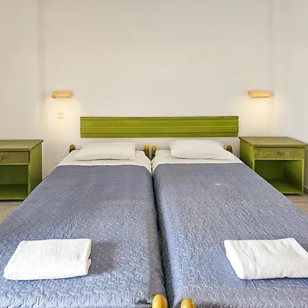 Agnes Beach Hotel Apartments-3