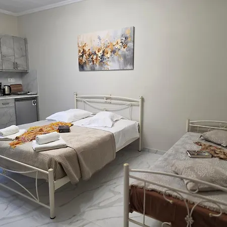 Sofia Margarita'S Rooms-3