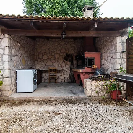 Bozikis Studios-2