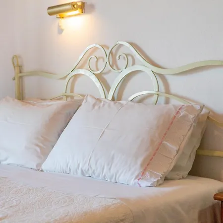 Korina Studios-3
