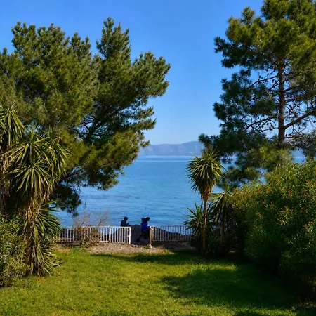 Seafront Cozy Villa - Corfu Homely Getaway-2